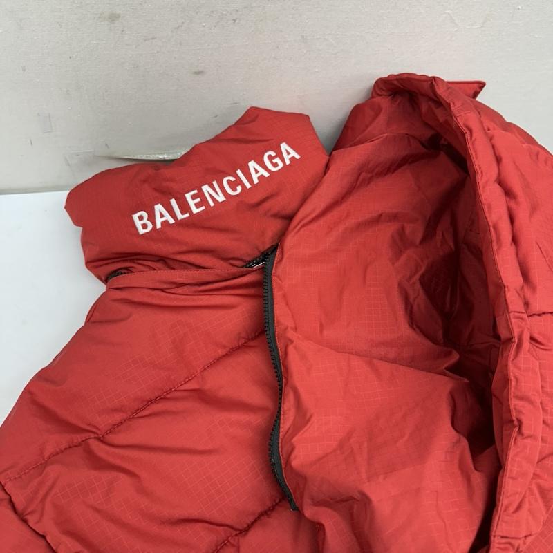 バレンシアガ BALENCIAGA ジャケット、上着 ジャンパー、ブルゾン New Swing Puffer 中綿 ナイロン ジャケット 555346 tyd33 36 赤 / レッド / red レディース USED 古着 中古 50155151