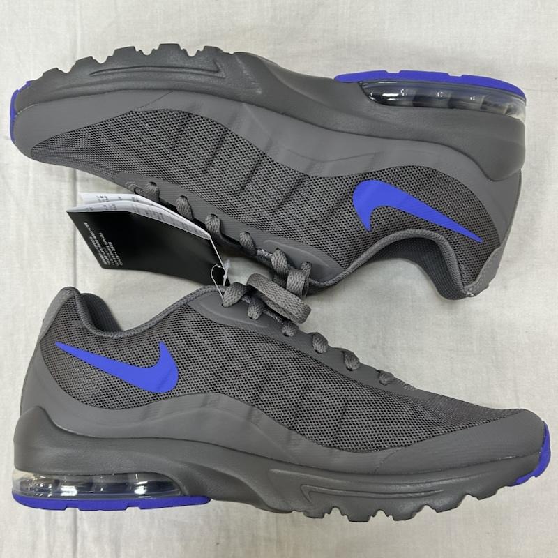 ナイキ NIKE スニーカー スニーカー 749680-007 NIKE AIR MAX INVIGOR US8.5 / 26.5cm US：8.5 ロゴ、文字 灰 / グレー / gray メンズ USED 古着 中古 50155228