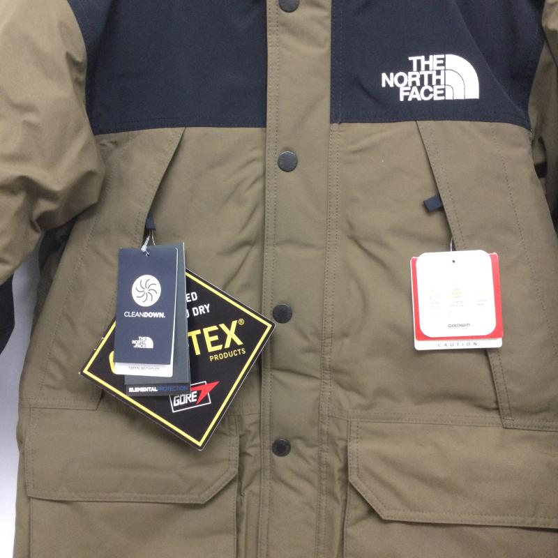 ザノースフェイス THE NORTH FACE コート ダウンコート THE NORTH FACE ザ ノースフェイス MOUNTAIN DOWN COAT マウンテンダウンコート ND91835 S 無地 カーキ / カーキ / khaki X 黒 / ブラック / black メンズ USED 古着 中古 50155231