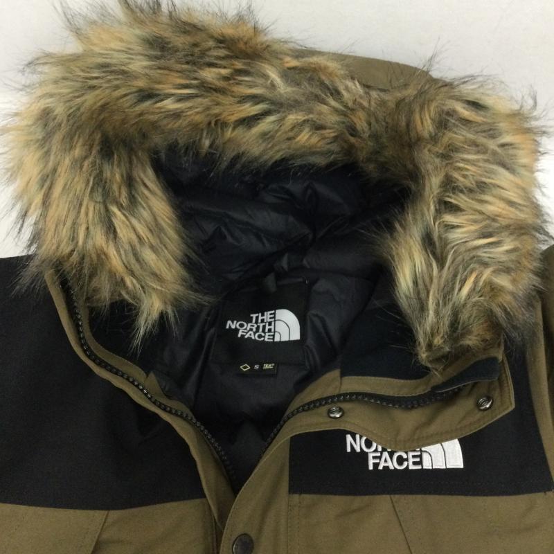 ザノースフェイス THE NORTH FACE コート ダウンコート THE NORTH FACE ザ ノースフェイス MOUNTAIN DOWN COAT マウンテンダウンコート ND91835 S 無地 カーキ / カーキ / khaki X 黒 / ブラック / black メンズ USED 古着 中古 50155231
