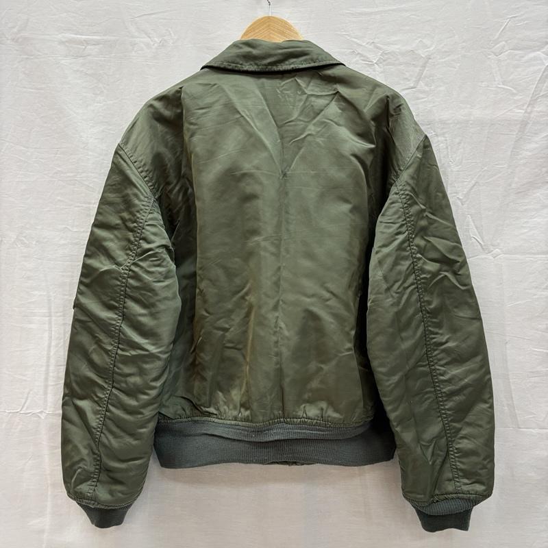 アルファ ALPHA ジャケット、上着 ジャンパー、ブルゾン 90年代 ビンテージ DLA5795210 CWU-45/P ミリタリー フライト ジャケット IDEAL ZIP 90s VINTAGE L メンズ USED 古着 中古 50155273