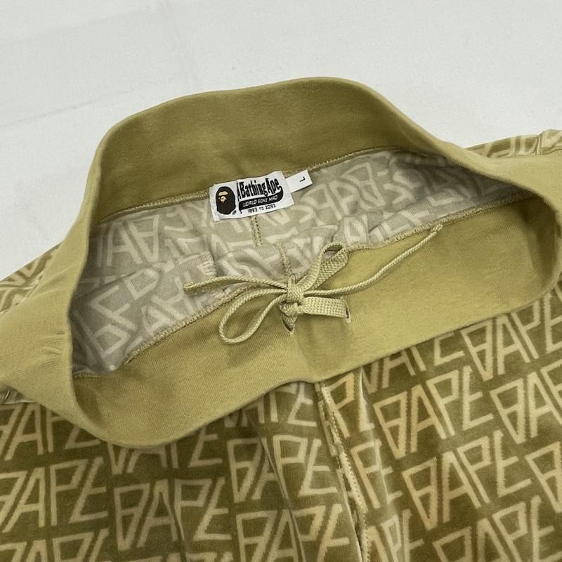 アベイシングエイプ A BATHING APE パンツ ショートパンツ BAPE ロゴ パターン モノグラム ベロア ショーツ ショートパンツ 総柄 ハーフパンツ L ロゴ、文字 X 総柄 X 刺繍 オリーブグリーン / オリーブグリーン / メンズ USED 古着 中古 50155354