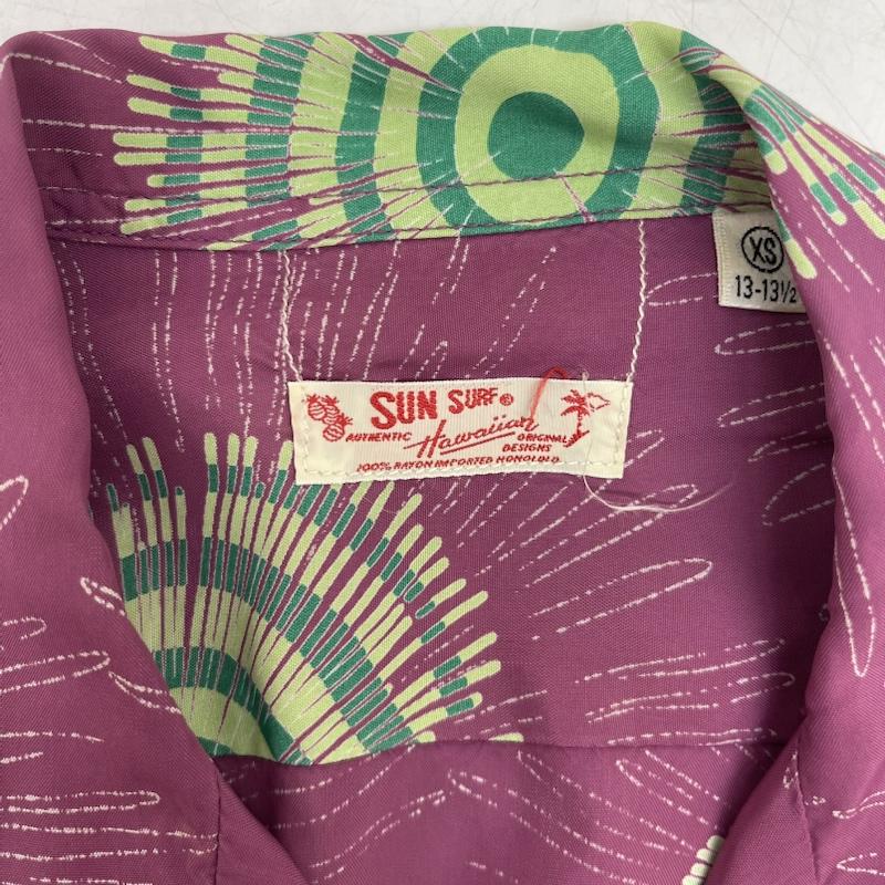 サンサーフ SUN SURF シャツ、ブラウス 半袖 FIREWORK レーヨン アロハ シャツ SS33320 XS 紫 / パープル / purple メンズ USED 古着 中古 50155402