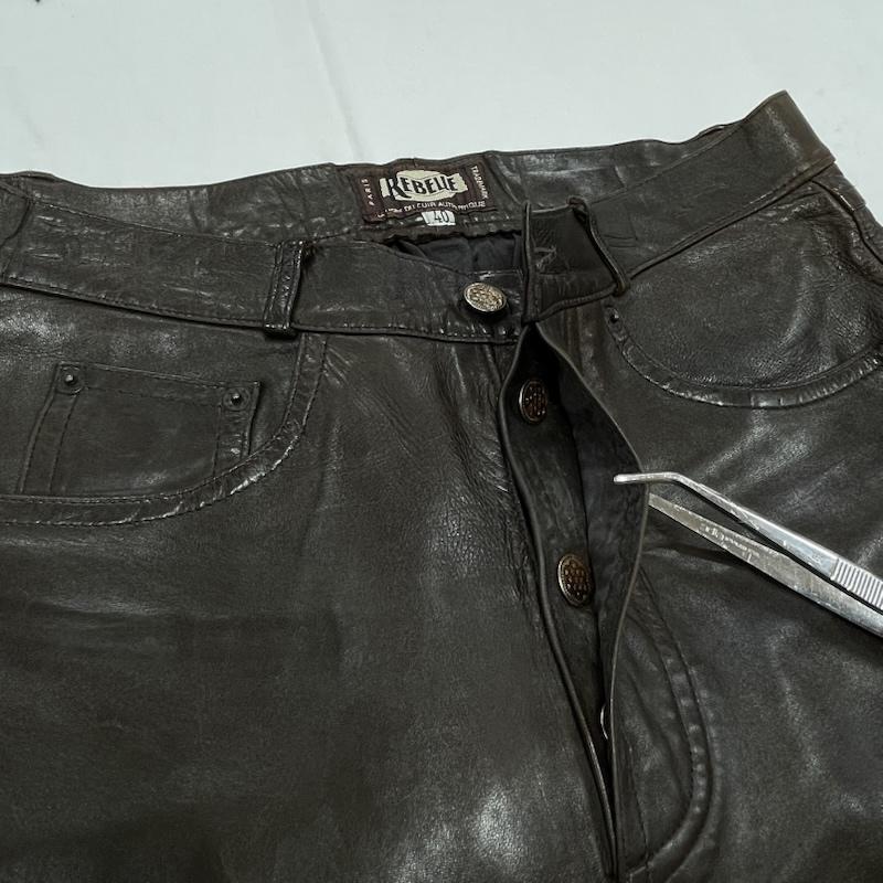 レザー レザー ボトムス ボトムス REBELLE ストレート レザー パンツ ボタンフライ 40 無地 ダークブラウン / ダークブラウン / メンズ USED 古着 中古 50155447