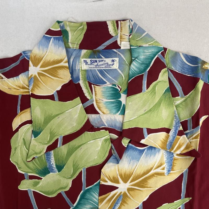 サンサーフ SUN SURF シャツ、ブラウス 半袖 ANTHURIUM アンスリウム柄 アロハ シャツ M32871 L えんじ / ワインレッド / dark red メンズ USED 古着 中古 50155792
