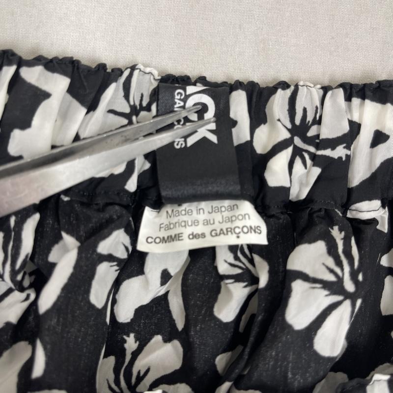 ブラックコムデギャルソン BLACK COMME des GARCONS スカート ひざ丈スカート チェック柄 デザイン 花柄 文字 スカート1e-s005 M 黒 / ブラック / black レディース USED 古着 中古 50155886