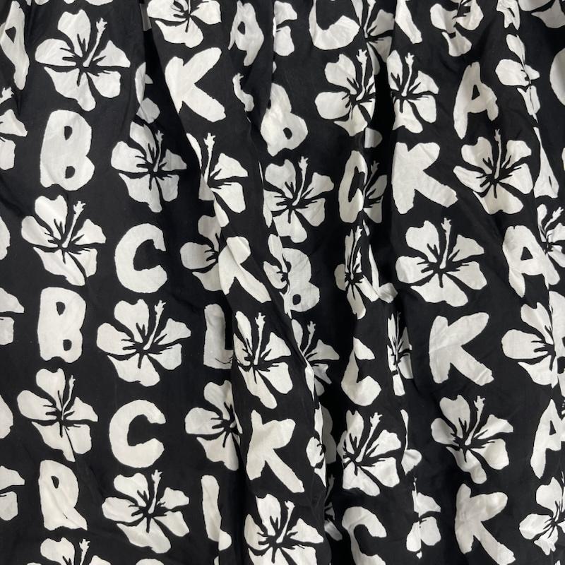ブラックコムデギャルソン BLACK COMME des GARCONS スカート ひざ丈スカート チェック柄 デザイン 花柄 文字 スカート1e-s005 M 黒 / ブラック / black レディース USED 古着 中古 50155886