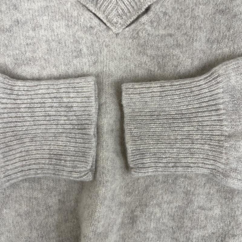 ステューシー STUSSY ニット、セーター 長袖 GIRLS Vネック マルチ カラー ボタン ラムウール ニット M ベージュ / ベージュ / beige レディース USED 古着 中古 50155906