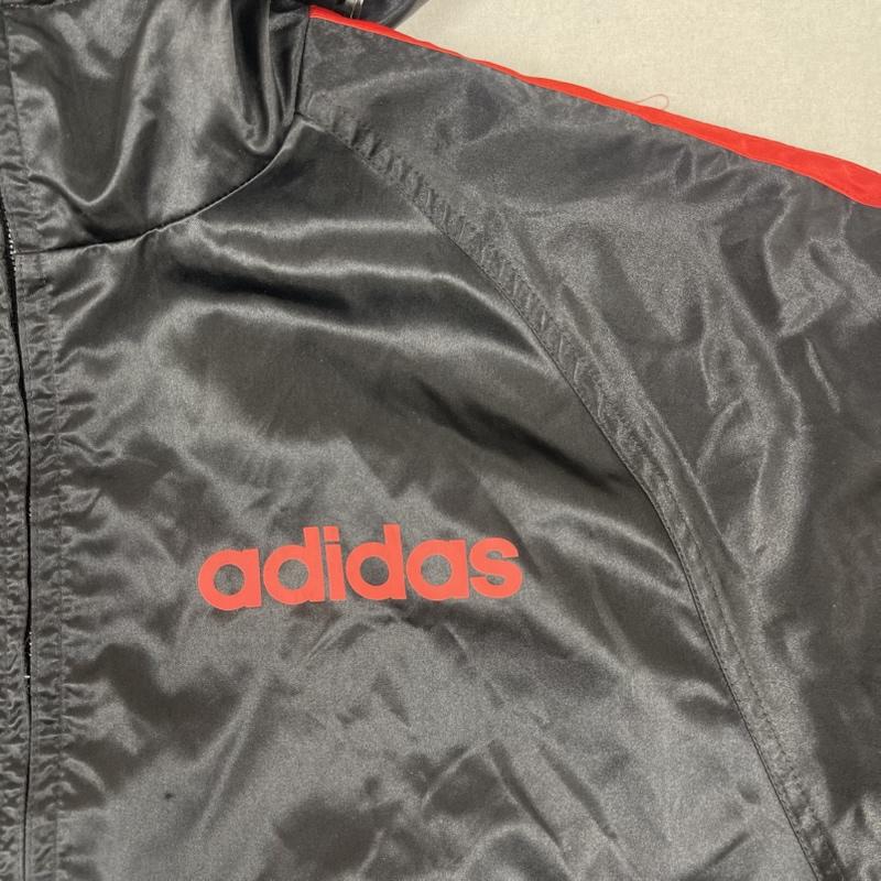 アディダス adidas ジャケット、上着 ジャンパー、ブルゾン 80s ヴィンテージ デサント期 ナイロン BIG ロゴ ジャケット 銀タグ 黒 / ブラック / black メンズ USED 古着 中古 50155941