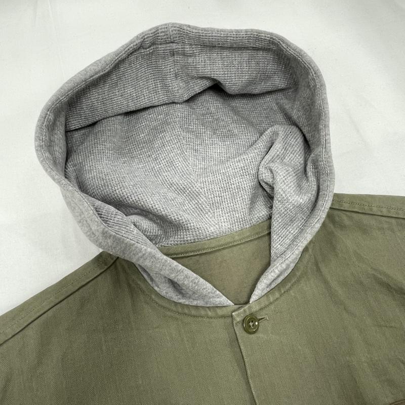 ユニフォームエクスペリメント uniform experiment シャツ、ブラウス 長袖 ミリタリー フーデッド 長袖 シャツ ワッペン パッチ ロゴ 刺繍 フード ジャケット 2 ロゴ、文字 X 刺繍 カーキ / カーキ / khaki X 黒 / ブラック / black X 灰 / グレー / gray メンズ USED 古着 中古 50155952