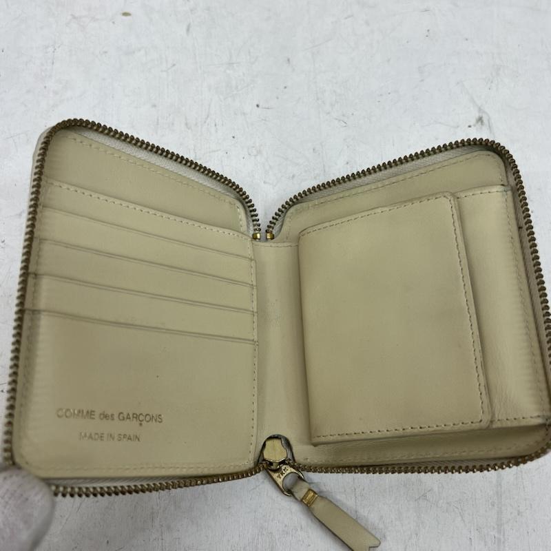 コムデギャルソン COMME des GARCONS 財布 二つ折り 二つ折り財布 小銭入れ付き SA2100 CLASSIC LEATHER - オフホワイト / オフホワイト / メンズ USED 古着 中古 50156091