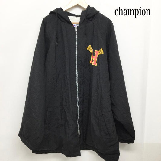 チャンピオン Champion ジャケット、上着 ジャンパー、ブルゾン Champion チャンピオン ナイロンジャケット　台湾製　R.O.C XL 無地 黒 / ブラック / black メンズ USED 古着 中古 50156131