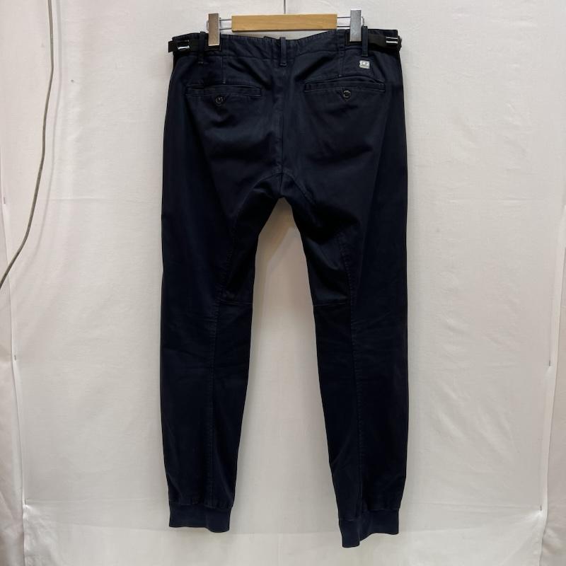 シーピーカンパニー C.P. COMPANY パンツ ワークパンツ、ペインターパンツ ストレッチコットン エルゴノミックパンツ 48 紺 / ネイビー / navy メンズ USED 古着 中古 50156192