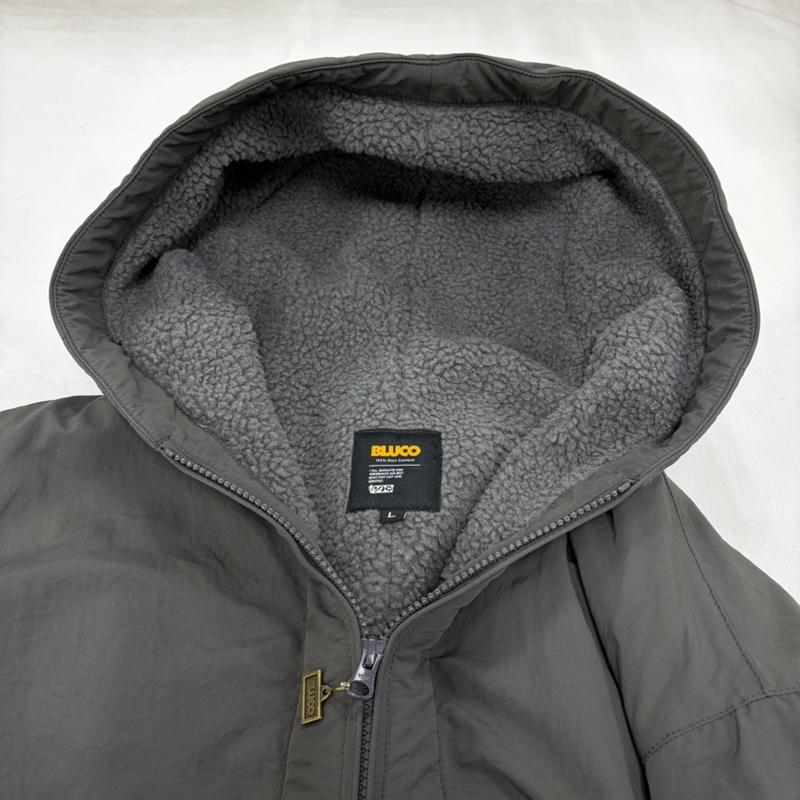 ブルコ BLUCO ジャケット、上着 ジャケット、ブレザー 25AW Hooded Reflector Jacket フーデッド リフレクター ジャケット ナイロン 裏ボア 157-31-047 ロゴ ダブルジップ L ワンポイント X ロゴ、文字 チャコールグレー / チャコールグレー / メンズ USED 古着 中古 50156238