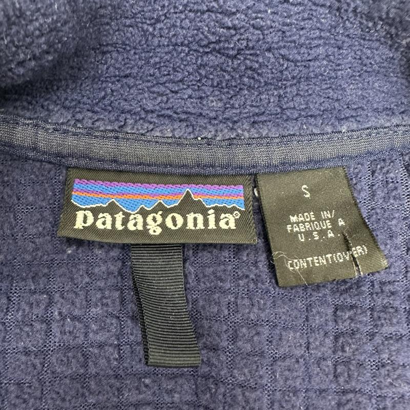 パタゴニア patagonia ジャケット、上着 ジャンパー、ブルゾン 00s USA製 レギュレーターR3 フリース ジャケット 25301 S 紺 / ネイビー / navy メンズ USED 古着 中古 50156277