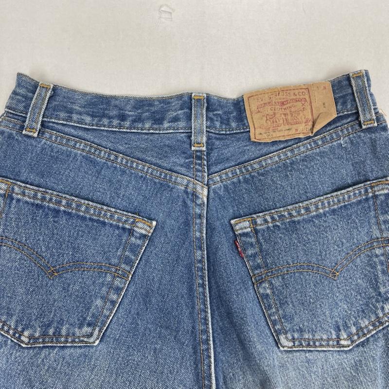 リーバイス Levi s パンツ デニム、ジーンズ 901 ボタン裏 524 デニム ボタンフライ パンツ インディゴ / インディゴ / Indigo メンズ USED 古着 中古 50156403