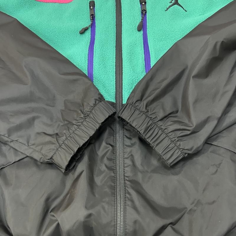 エアジョーダン AIR JORDAN ジャケット、上着 ジャンパー、ブルゾン AS M J MOUNTAINSIDE JACKET ナイロンフリースブルゾン CT3380-010 - 無地 X ロゴ、文字 黒 / ブラック / black X 緑 / グリーン / green X 桃 / ピンク / pink メンズ USED 古着 中古 50156421