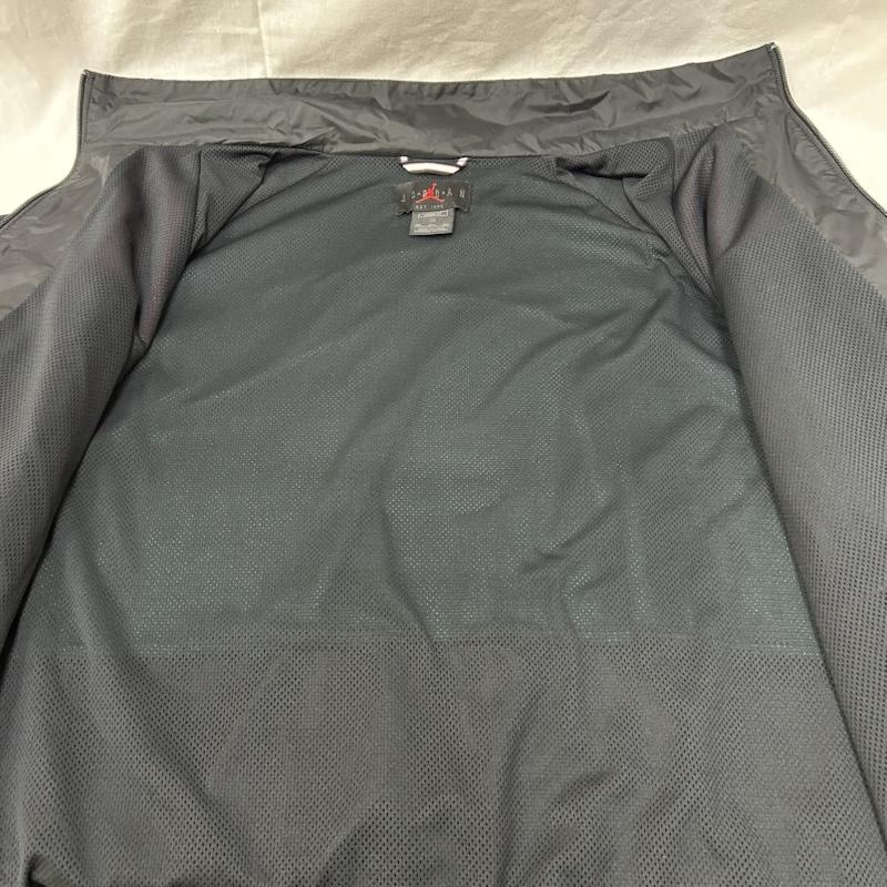 エアジョーダン AIR JORDAN ジャケット、上着 ジャンパー、ブルゾン AS M J MOUNTAINSIDE JACKET ナイロンフリースブルゾン CT3380-010 - 無地 X ロゴ、文字 黒 / ブラック / black X 緑 / グリーン / green X 桃 / ピンク / pink メンズ USED 古着 中古 50156421