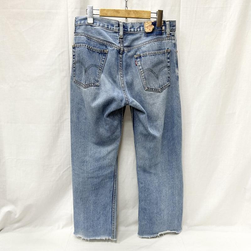 リーバイス Levi s パンツ デニム、ジーンズ LESOTHO製 505 REGULAR FIT デニムパンツ ライトブルー W31 L32 - 無地 水色 / ライトブルー / メンズ USED 古着 中古 50156439