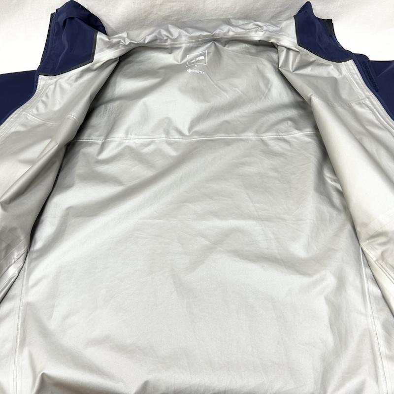 ザノースフェイス THE NORTH FACE ジャケット、上着 ジャンパー、ブルゾン Cloud Jacket クラウドジャケット 防水シェルジャケット GORE TEX NP12405 M 無地 X ロゴ、文字 X ワンポイント 紺 / ネイビー / navy メンズ USED 古着 中古 50156445