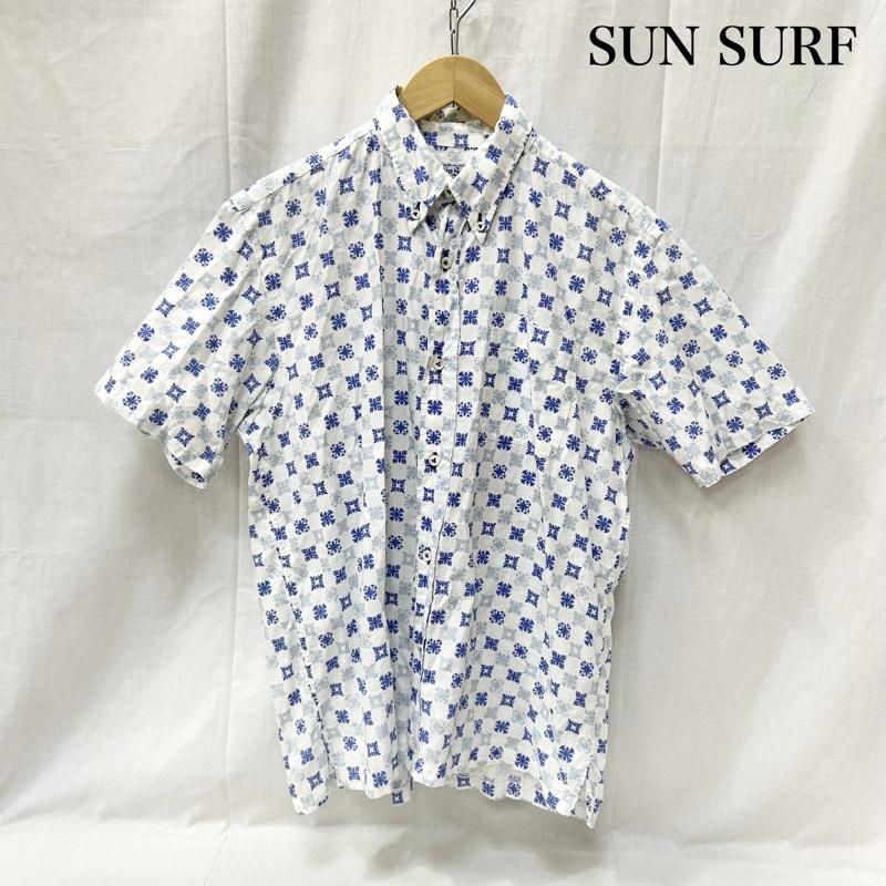 サンサーフ SUN SURF シャツ、ブラウス 半袖 東洋エンタープライズ アロハシャツ パターン柄 white×blue M M 総柄 白 / ホワイト / white X 青 / ブルー / blue メンズ USED 古着 中古 50156451