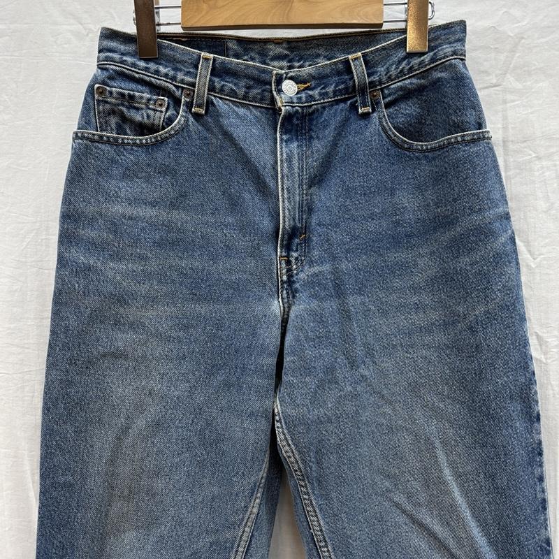 リーバイス Levi s パンツ デニム、ジーンズ 550 メキシコ製 00s 02年 テーパード ジッパーフライ デニムパンツ 8 ワンポイント インディゴ / インディゴ / Indigo レディース USED 古着 中古 50156541