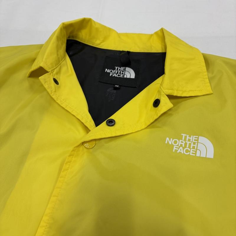 ザノースフェイス THE NORTH FACE ジャケット、上着 ジャンパー、ブルゾン NP22030 コーチジャケット ナイロン ブルゾン ロゴ パッチ ワッペン 刺繍 M ロゴ、文字 黄 / イエロー / yellow X 黒 / ブラック / black X 白 / ホワイト / white メンズ USED 古着 中古 50156552