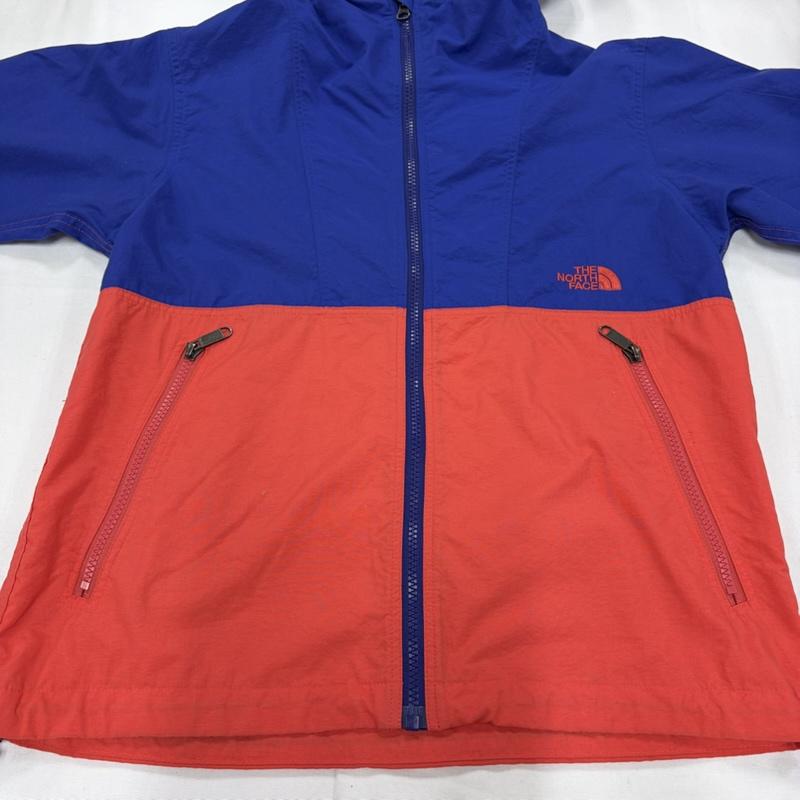 ザノースフェイス THE NORTH FACE ジャケット、上着 ジャンパー、ブルゾン コンパクトジャケット NPW71530 ナイロン マウンテンパーカー ロゴ 刺繍 フルジップ M ワンポイント X ロゴ、文字 X 刺繍 青 / ブルー / blue X 赤 / レッド / red レディース USED 古着 中古 50156557