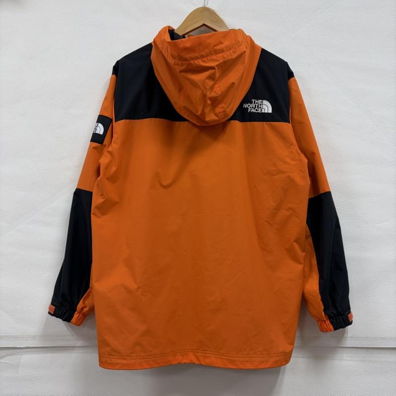ザノースフェイス THE NORTH FACE ジャケット、上着 ジャンパー、ブルゾン アノラック ハーフジップ ナイロンジャケット マウンテン パーカー ロゴ 刺繍 フード M ロゴ、文字 X 刺繍 X プリント 橙 / オレンジ / orange X 黒 / ブラック / black X 白 / ホワイト / white メンズ USED 古着 中古 50156562