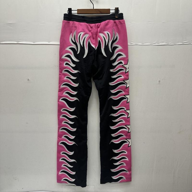 ジェレミースコット JEREMY SCOTT ジャケット、上着 ジャンパー、ブルゾン adidas ファイヤーパターン トラック ジャケット ジャージ パンツ セットアップ O27156 - 黒 / ブラック / black X 桃 / ピンク / pink メンズ USED 古着 中古 50156564
