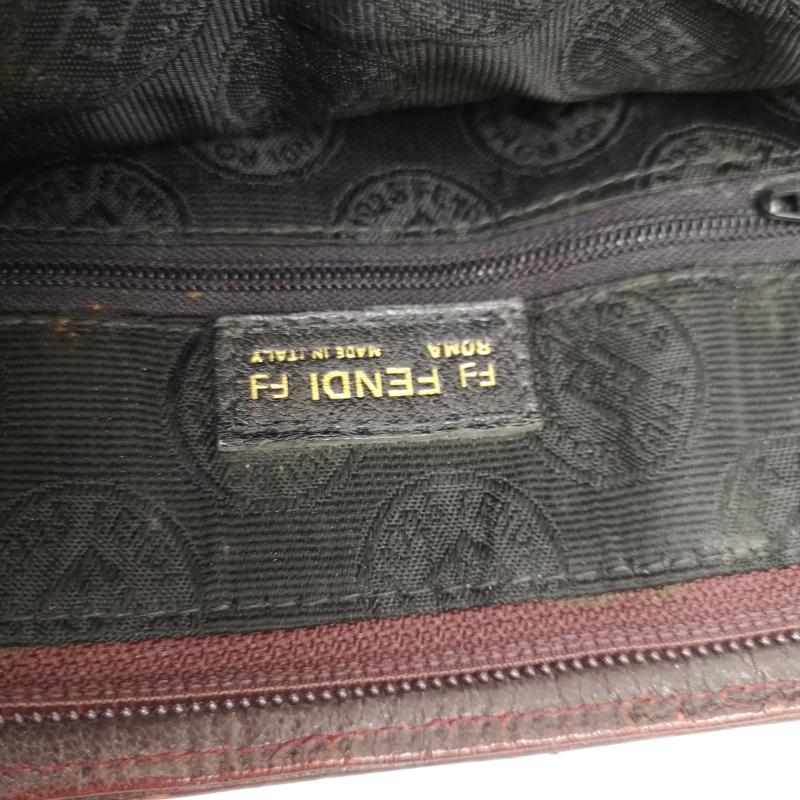フェンディ FENDI クラッチバッグ、パーティバッグ クラッチバッグ、パーティバッグ ヴィンテージ FF ロゴ レザー クラッチバッグ - ボルドー / ボルドー / レディース USED 古着 中古 50156575