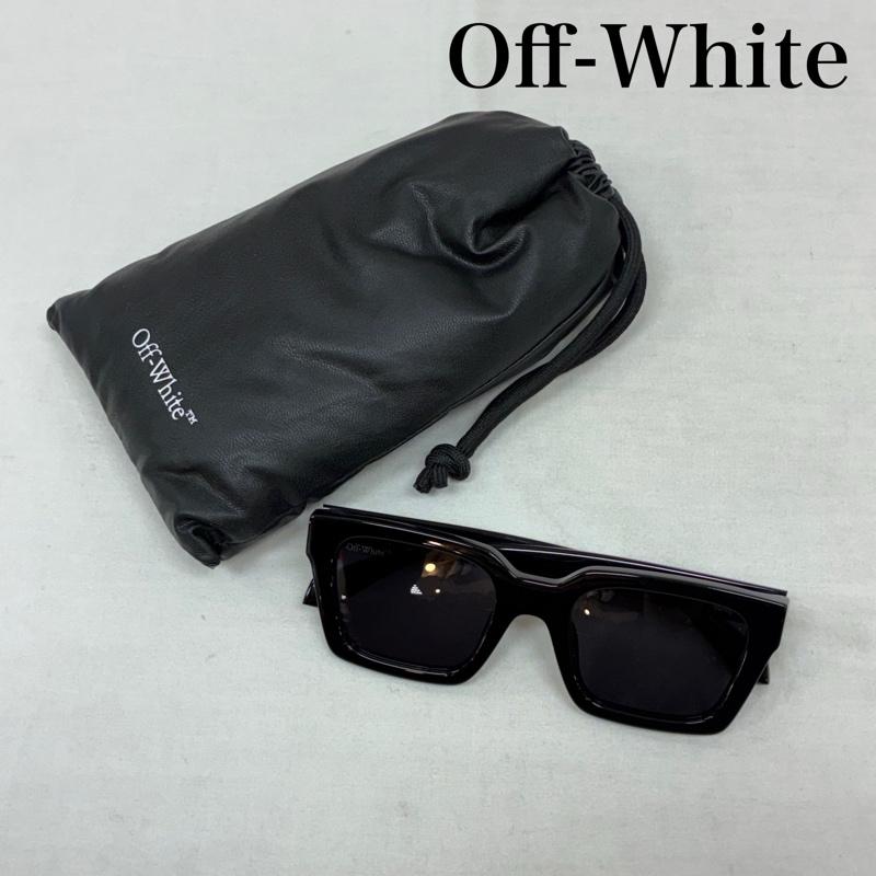 オフホワイト off white めがね・サングラス サングラス PALERMO スクエア サングラス OERI086 1007 51-21 145 イタリア製 ロゴ、文字 黒 / ブラック / black X 白 / ホワイト / white メンズ USED 古着 中古 50156597