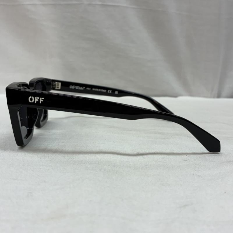 オフホワイト off white めがね・サングラス サングラス PALERMO スクエア サングラス OERI086 1007 51-21 145 イタリア製 ロゴ、文字 黒 / ブラック / black X 白 / ホワイト / white メンズ USED 古着 中古 50156597