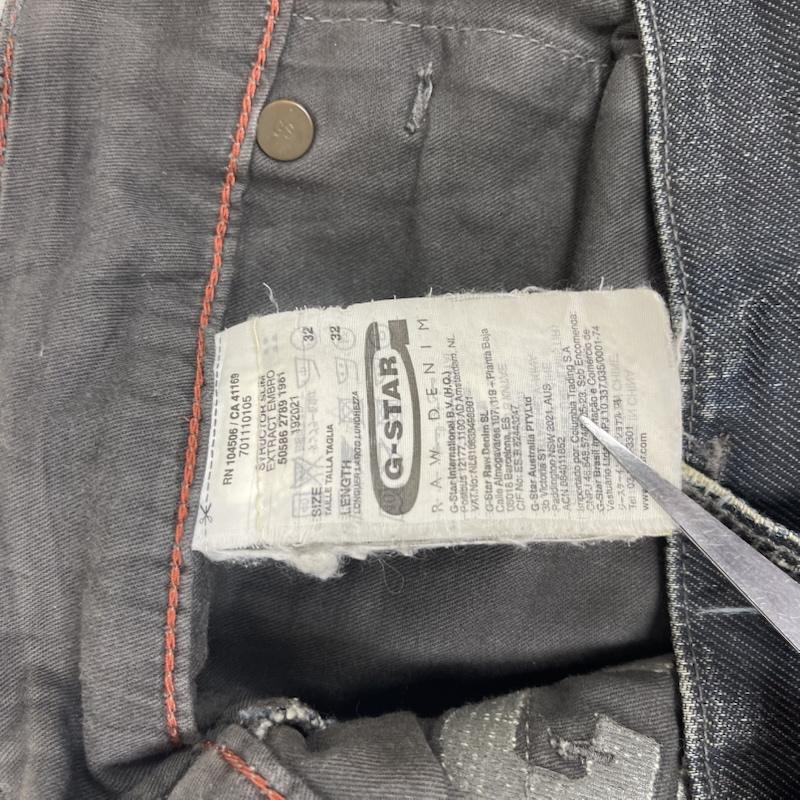 ジースターロゥ G-STAR RAW パンツ デニム、ジーンズ GS 刺繍 加工 ボタンフライ デニム パンツ 32インチ インディゴ / インディゴ / Indigo メンズ USED 古着 中古 50156669