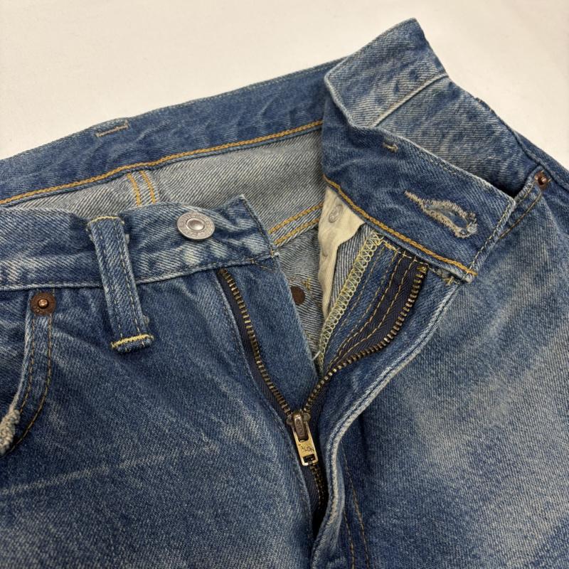 リーバイス Levi s パンツ デニム、ジーンズ 501Z XX ストレートデニム 42 タロン TALON ジップ ジッパーフライ 赤耳 セルビッチ 日本製 刻印3015 BIG E 28インチ 無地 青 / ブルー / blue メンズ USED 古着 中古 50156998