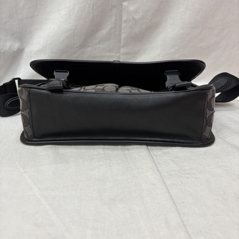 コーチ COACH メッセンジャーバッグ メッセンジャーバッグ リーグメッセンジャーバッグ　シグネチャー ジャカード グレー - 灰 / グレー / gray メンズ USED 古着 中古 50157009