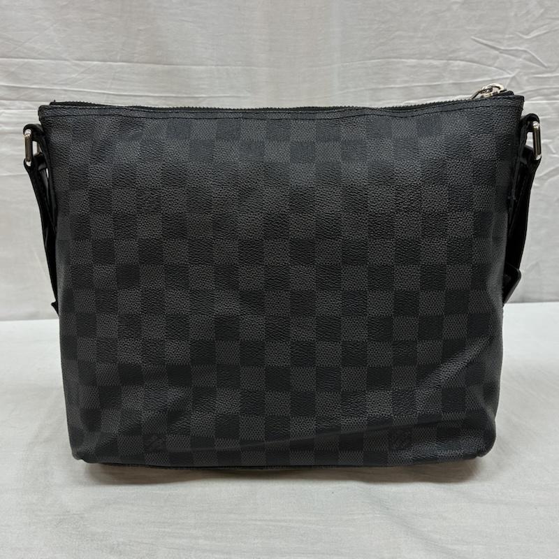 ルイヴィトン LOUIS VUITTON ショルダーバッグ ショルダーバッグ N41211 ダミエ グラフィット ミック PM 斜め掛け クロスボディ ショルダーバッグ - 総柄 X ロゴ、文字 メンズ USED 古着 中古 50157118