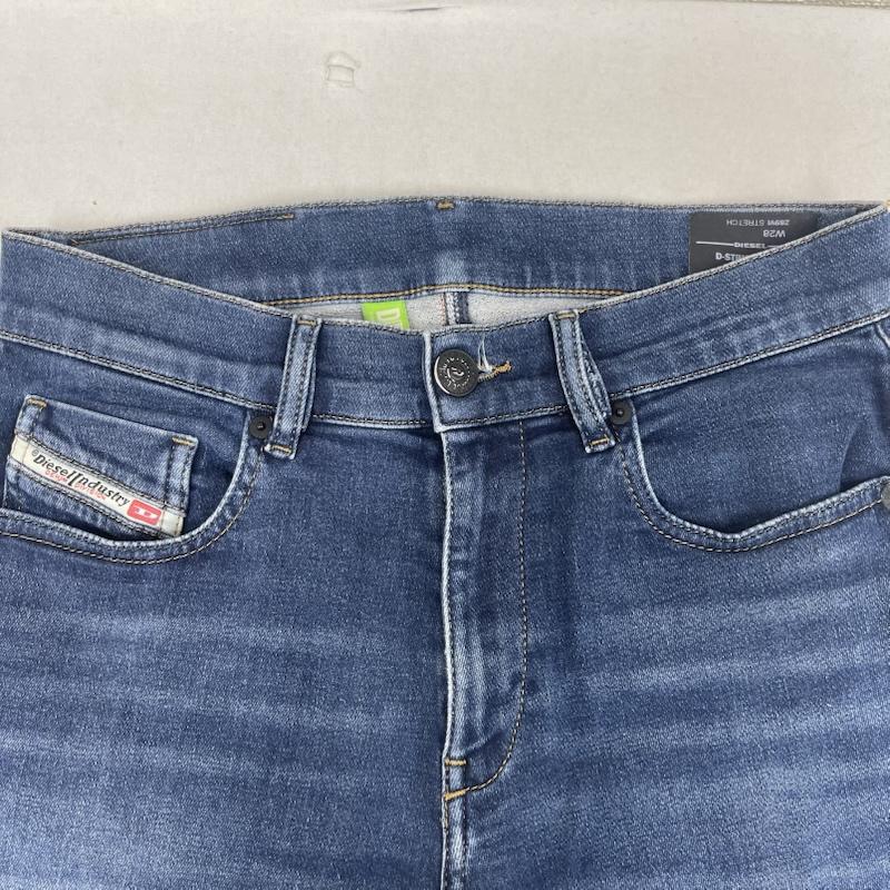 ディーゼル DIESEL パンツ デニム、ジーンズ D-STRUKT スリムフィット Diesel Industry ロゴ デニム パンツ 28インチ インディゴ / インディゴ / Indigo メンズ USED 古着 中古 50157184