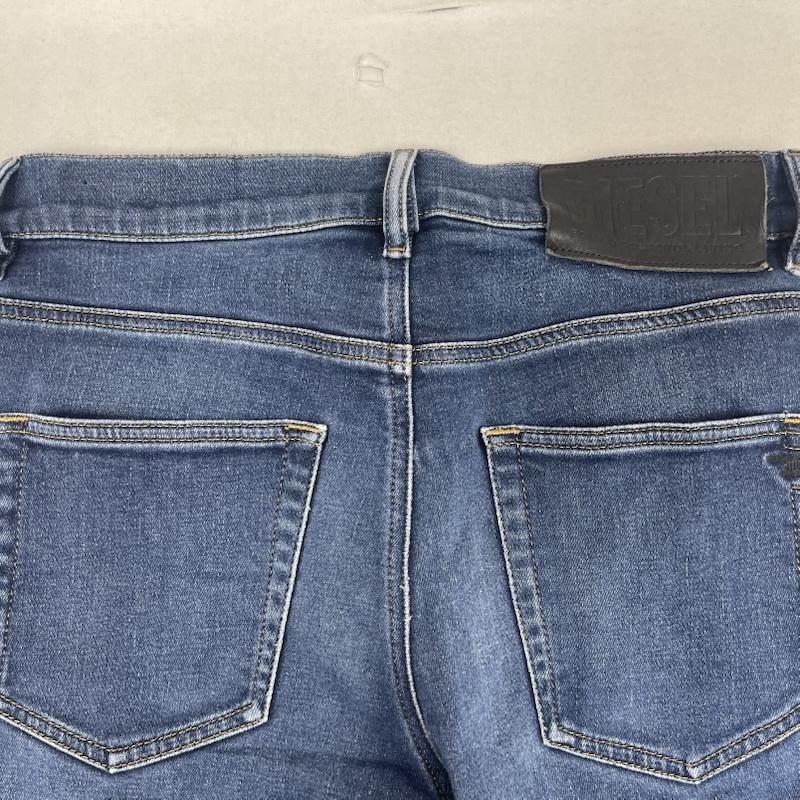 ディーゼル DIESEL パンツ デニム、ジーンズ D-STRUKT スリムフィット Diesel Industry ロゴ デニム パンツ 28インチ インディゴ / インディゴ / Indigo メンズ USED 古着 中古 50157184