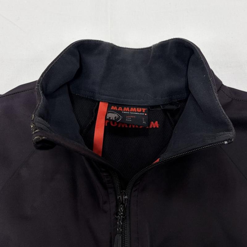 マムート Mammut トップス トップス ソフトシェル トラックジャケット ジャージ フルジップ L ワンポイント X ロゴ、文字 X 刺繍 黒 / ブラック / black X 灰 / グレー / gray X 赤 / レッド / red メンズ USED 古着 中古 50157274