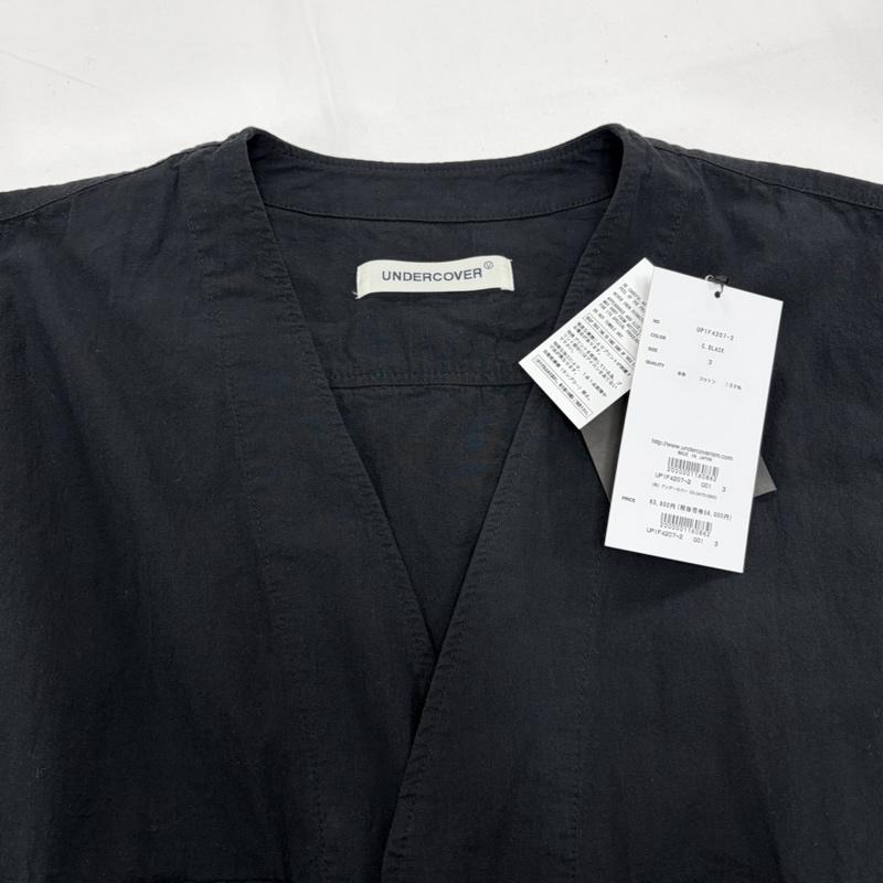 アンダーカバー UNDERCOVER ジャケット、上着 ジャケット、ブレザー 26SS UP1F4207-2 コットンワッシャーブルゾン CHAOS BALANCE グラフィック ロゴ 3 無地 X ワンポイント X ロゴ、文字 X プリント 黒 / ブラック / black X 白 / ホワイト / white メンズ USED 古着 中古 50157278