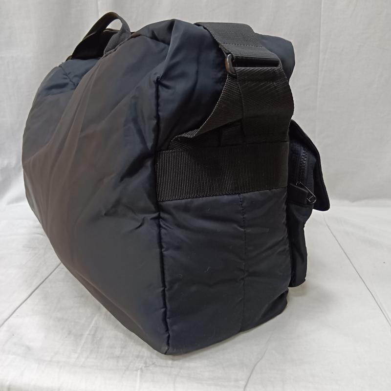 ワイズ Y s ボストンバッグ ボストンバッグ ナイロンボストンバッグ ショルダーバッグ black ビッグサイズ - 無地 黒 / ブラック / black メンズ USED 古着 中古 50157293