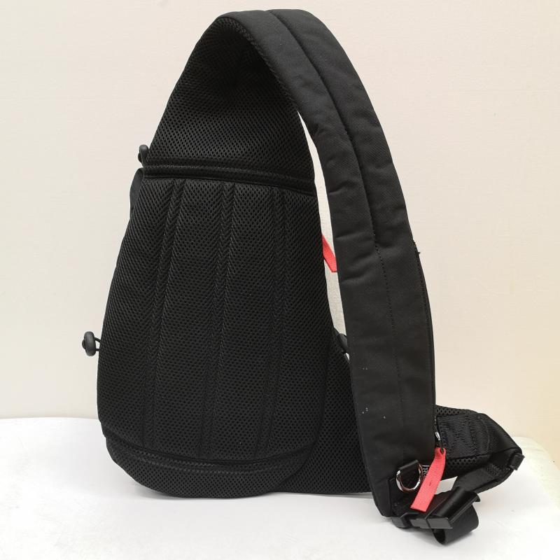 ディーゼル DIESEL ボディバッグ ボディバッグ Zip-D Sling リップストップ ショルダーバッグ - 黒 / ブラック / black メンズ USED 古着 中古 50157308