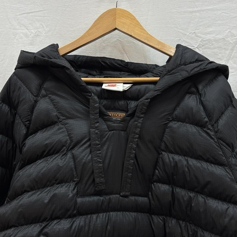ナイキ NIKE ジャケット、上着 ジャンパー、ブルゾン 20AW STUSSY ステューシー Insulated Jacket インサレーティッド ジャケット DC1084-010 XL ロゴ、文字 黒 / ブラック / black メンズ USED 古着 中古 50157337