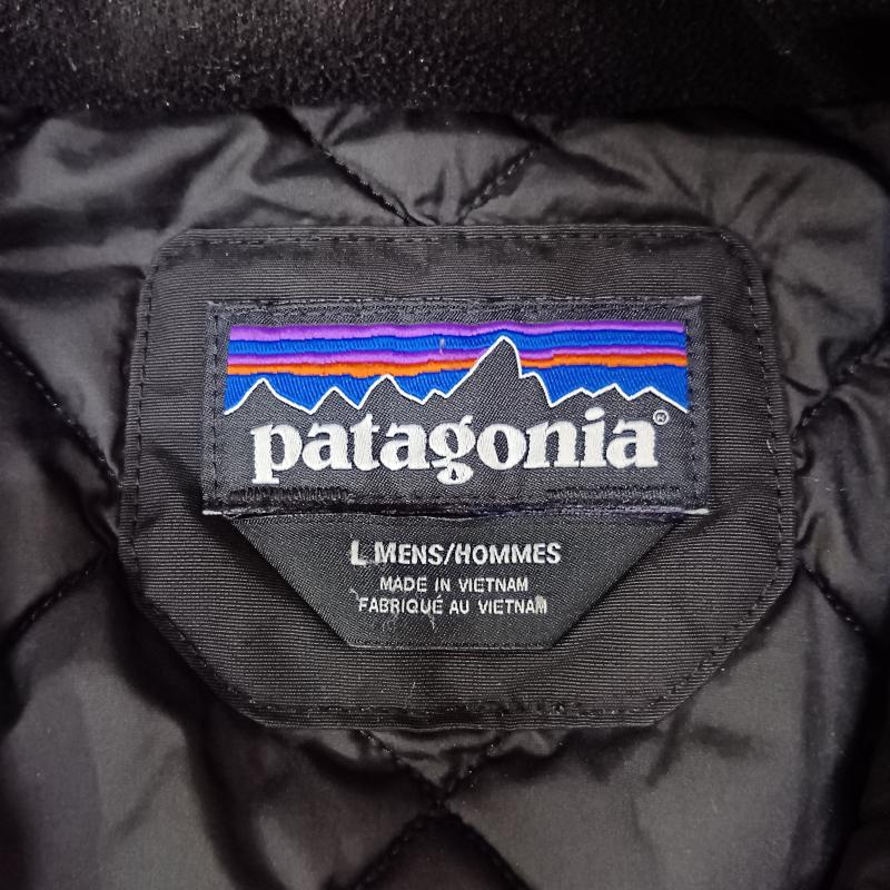 パタゴニア patagonia ジャケット、上着 ジャンパー、ブルゾン 26990 18AW ISTHMUS JACKET black L L ロゴ、文字 黒 / ブラック / black メンズ USED 古着 中古 50157406