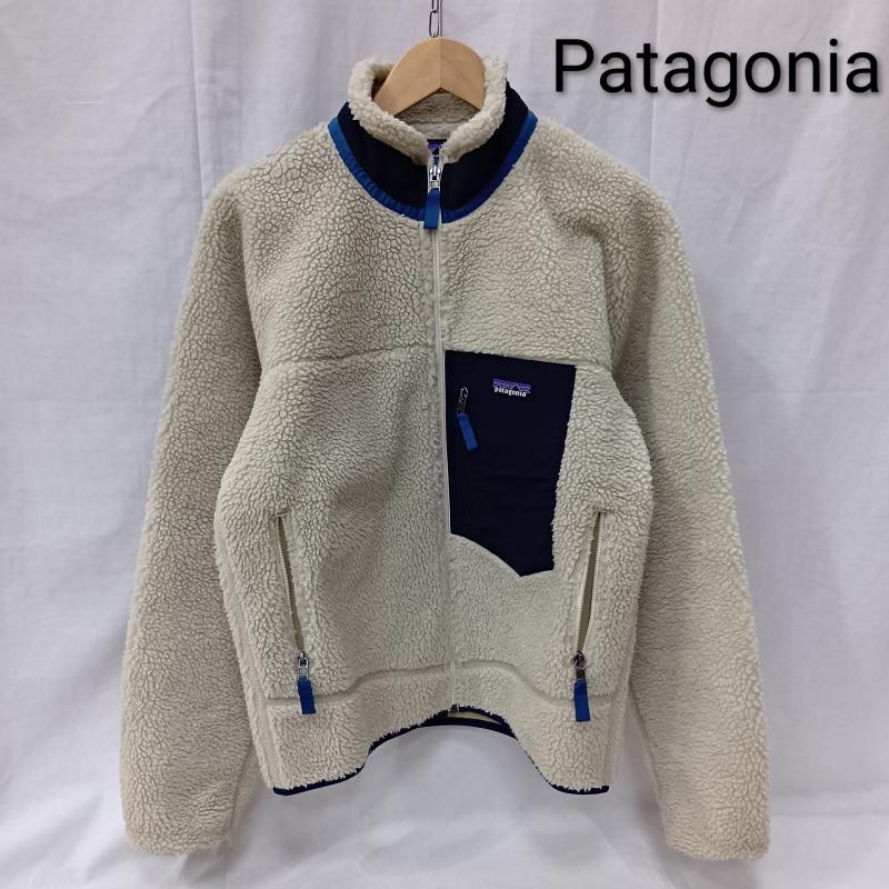 パタゴニア patagonia ジャケット、上着 ジャンパー、ブルゾン 23056 MEN’S CLASSIC RETRO-X JACKET natural XS XS ロゴ、文字 ナチュラル / ナチュラル / メンズ USED 古着 中古 50157415