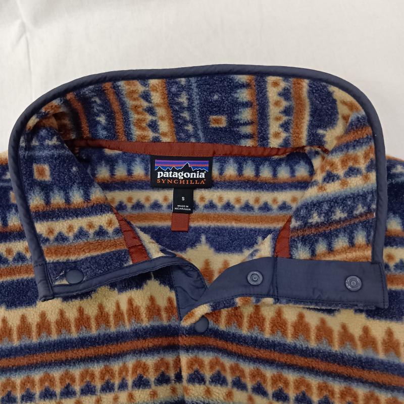 パタゴニア patagonia ジャケット、上着 ジャンパー、ブルゾン 25580FA21 ライトウェイトシンチラスナップT ネイティブ柄 S S 総柄 ベージュ / ベージュ / beige メンズ USED 古着 中古 50157418