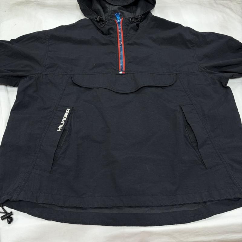 トミーヒルフィガー TOMMY HILFIGER パーカー 長袖 90’s ヴィンテージ ナイロン アノラック パーカー ハーフジップ ロゴ 刺繍 ワッペン フィリピン製 M ワンポイント X ロゴ、文字 黒 / ブラック / black X 赤 / レッド / red X 青 / ブルー / blue メンズ USED 古着 中古 50157441