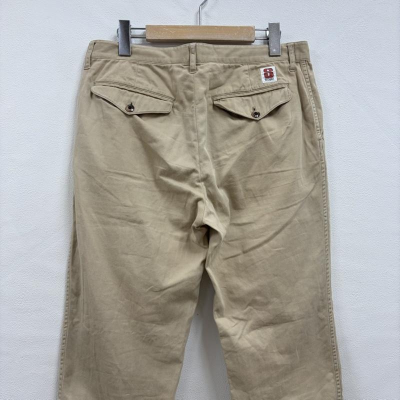 ステューシー STUSSY パンツ チノパン USA製 コットン チノパン ロゴ パッチ ボタンフライ シングルステッチ 32インチ 無地 X ワンポイント X ロゴ、文字 X 総柄 ベージュ / ベージュ / beige メンズ USED 古着 中古 50157561
