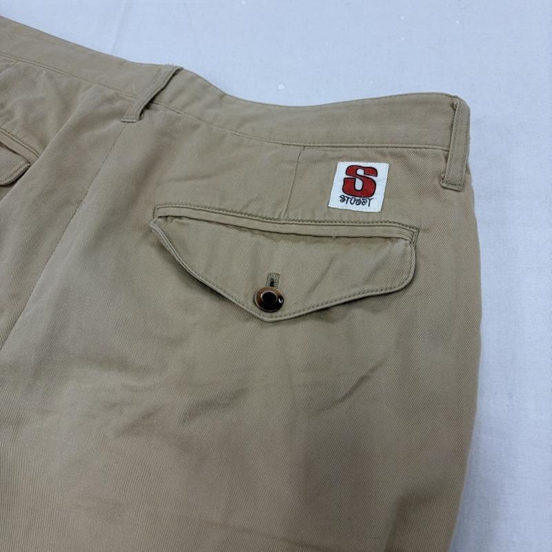 ステューシー STUSSY パンツ チノパン USA製 コットン チノパン ロゴ パッチ ボタンフライ シングルステッチ 32インチ 無地 X ワンポイント X ロゴ、文字 X 総柄 ベージュ / ベージュ / beige メンズ USED 古着 中古 50157561